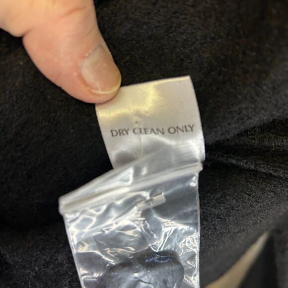 Venario NWT Women's Black Boiled Wool Cable Knit Toggle Cardigan Sweater Sz M - Picture 12 of 15